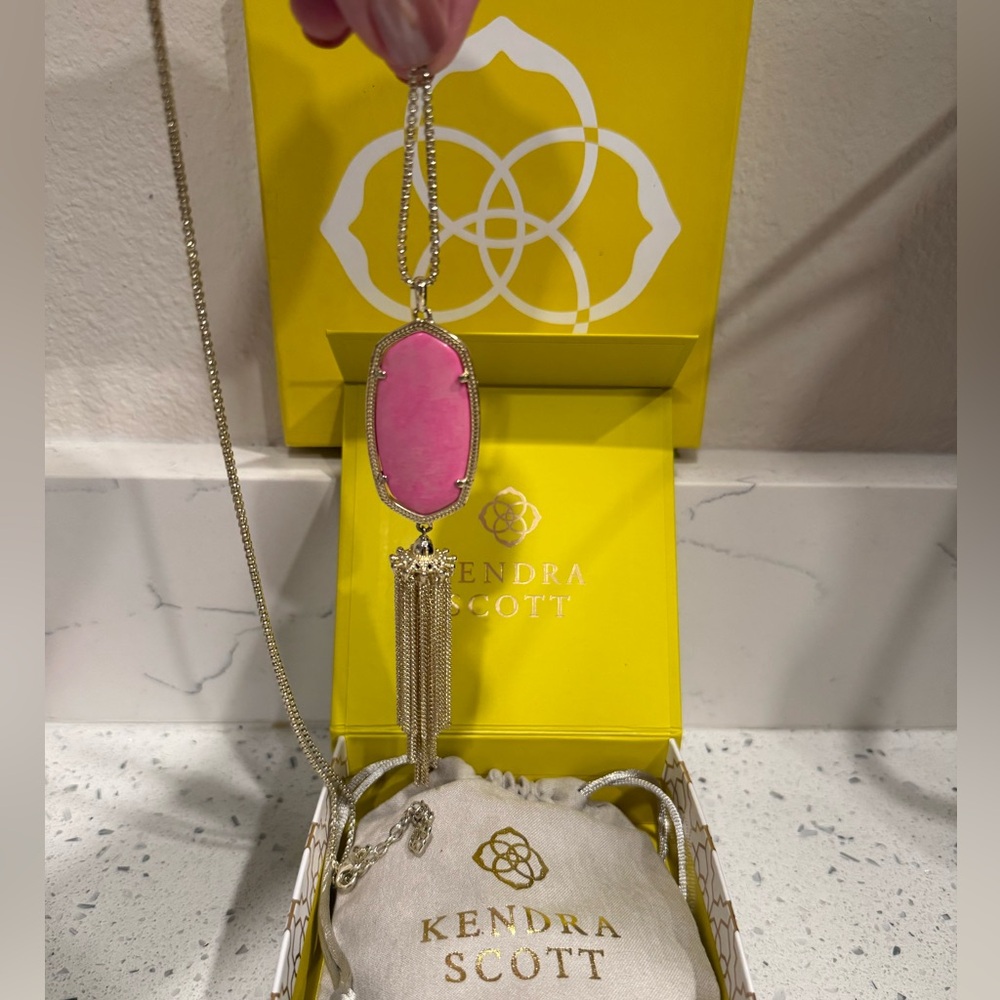 Kendra Scott Rayne Necklace - Picture 2 of 5